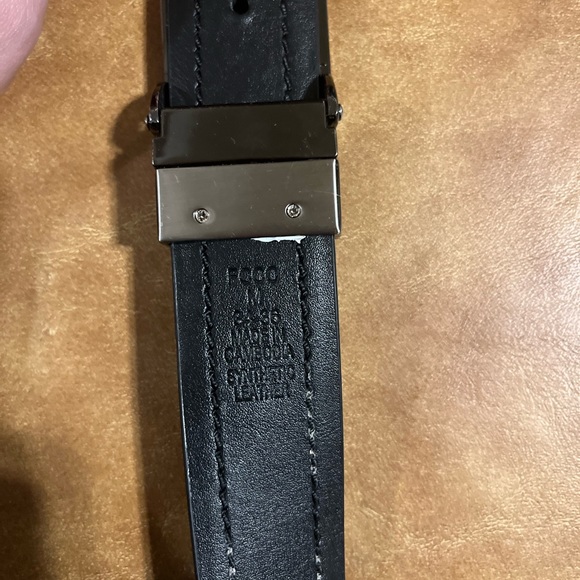 Van Heusen Belt - Picture 3 of 4